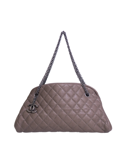 Just Mademoiselle, front view
